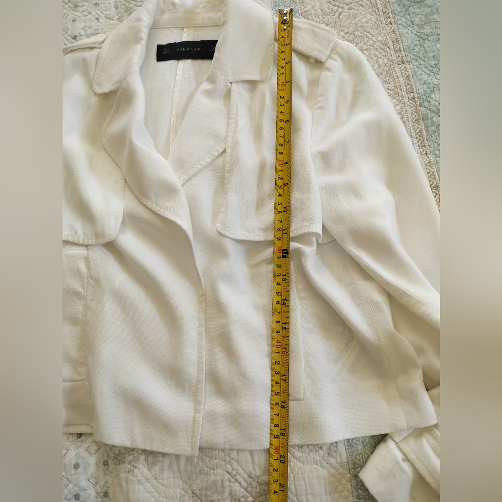 Zara Basic Jacket Blazer Women's Color White Size… - image 2